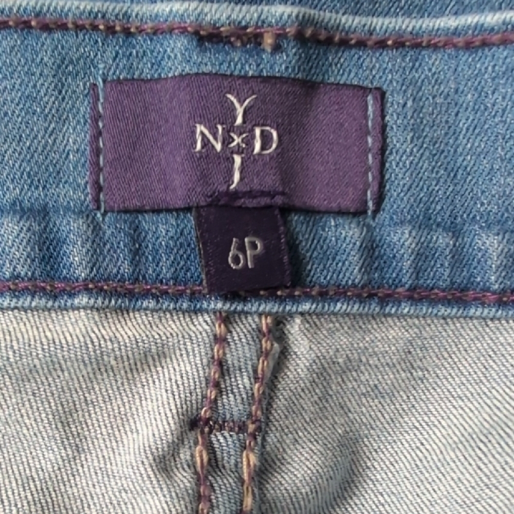 NYDJ Denim Bermuda Shorts - Picture 9 of 12